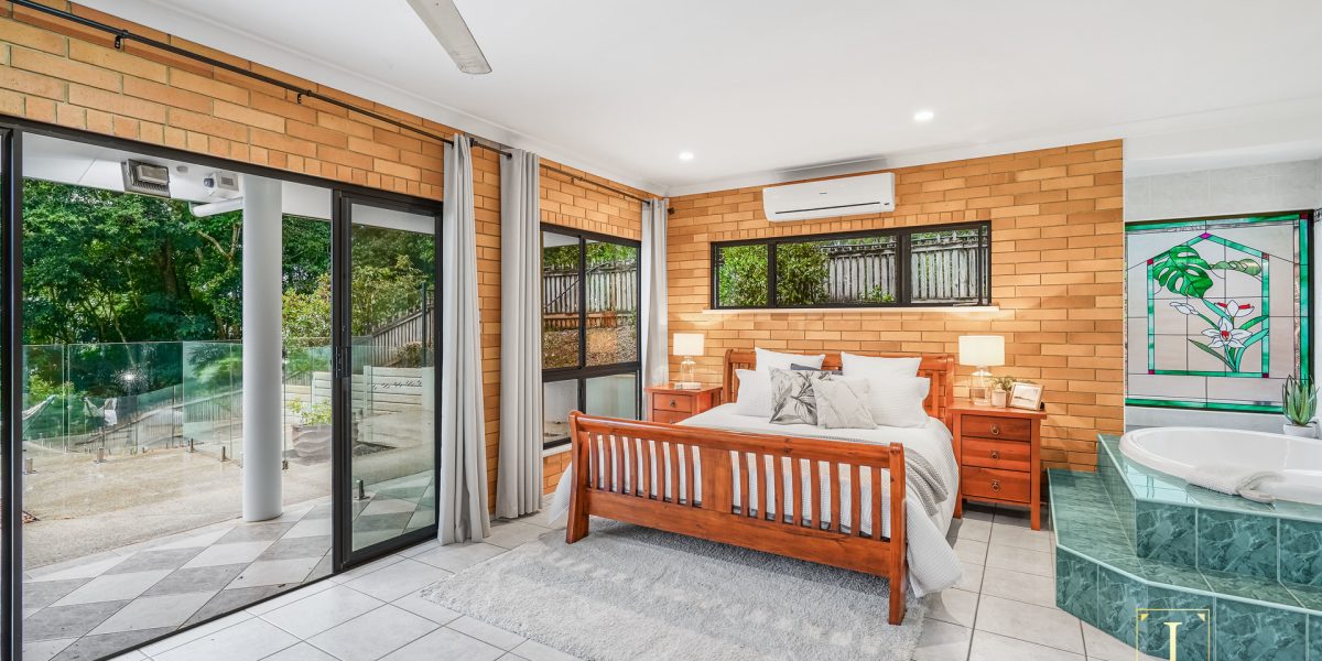35 Martin Street, Freshwater, QLD 4870 AUS