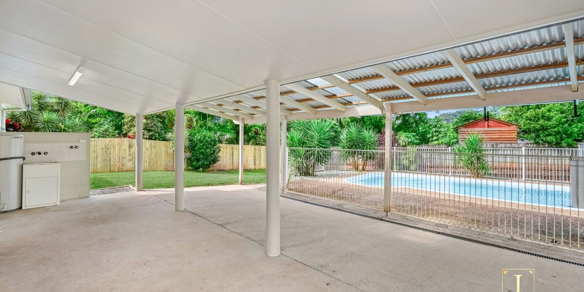 55 Michaelangelo Drive, Redlynch, QLD 4870 AUS