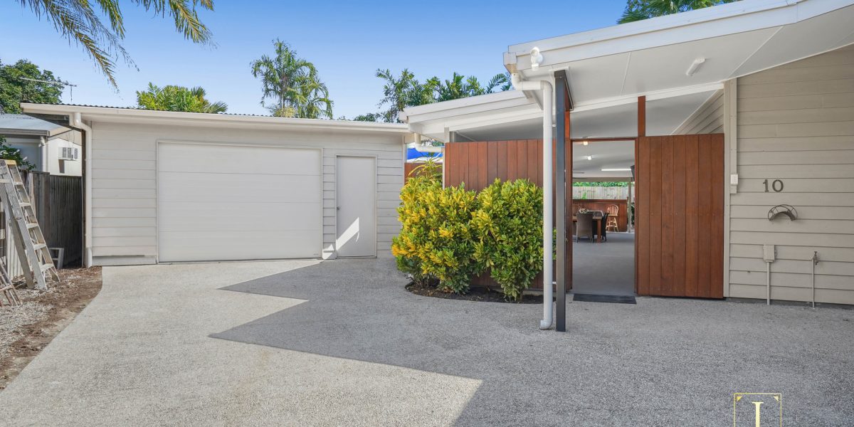 10 Volute Close, Trinity Beach, QLD 4879 AUS