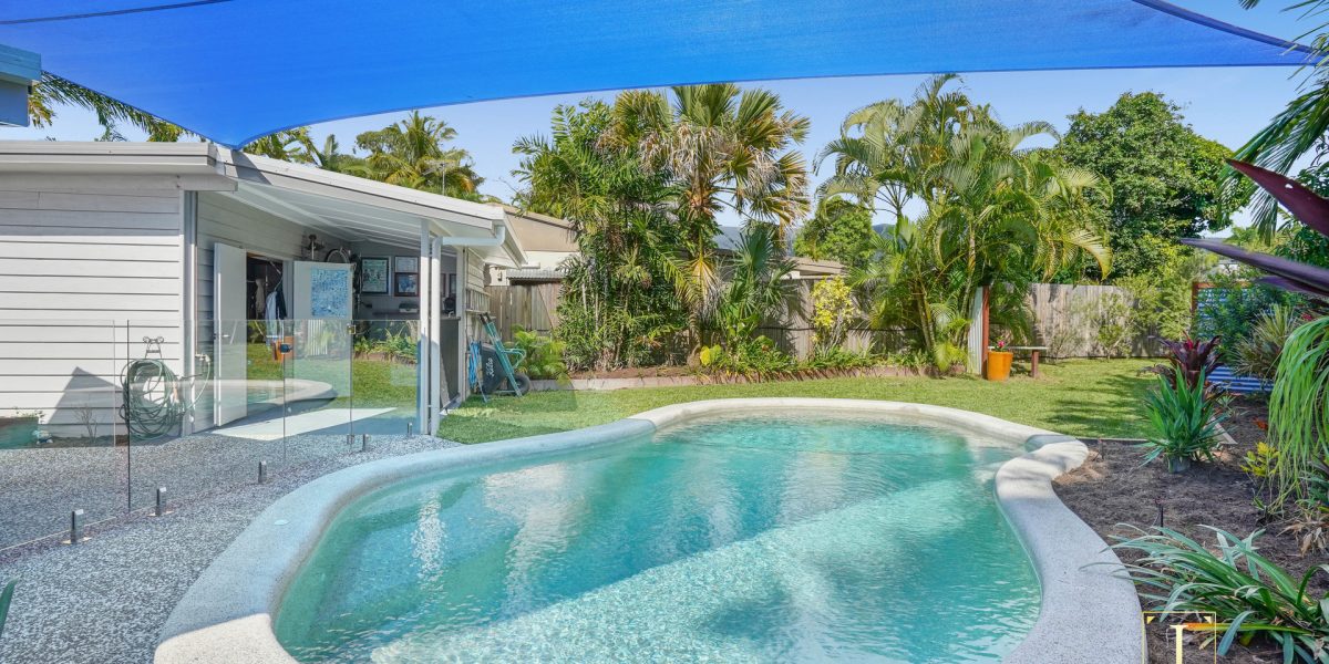 10 Volute Close, Trinity Beach, QLD 4879 AUS