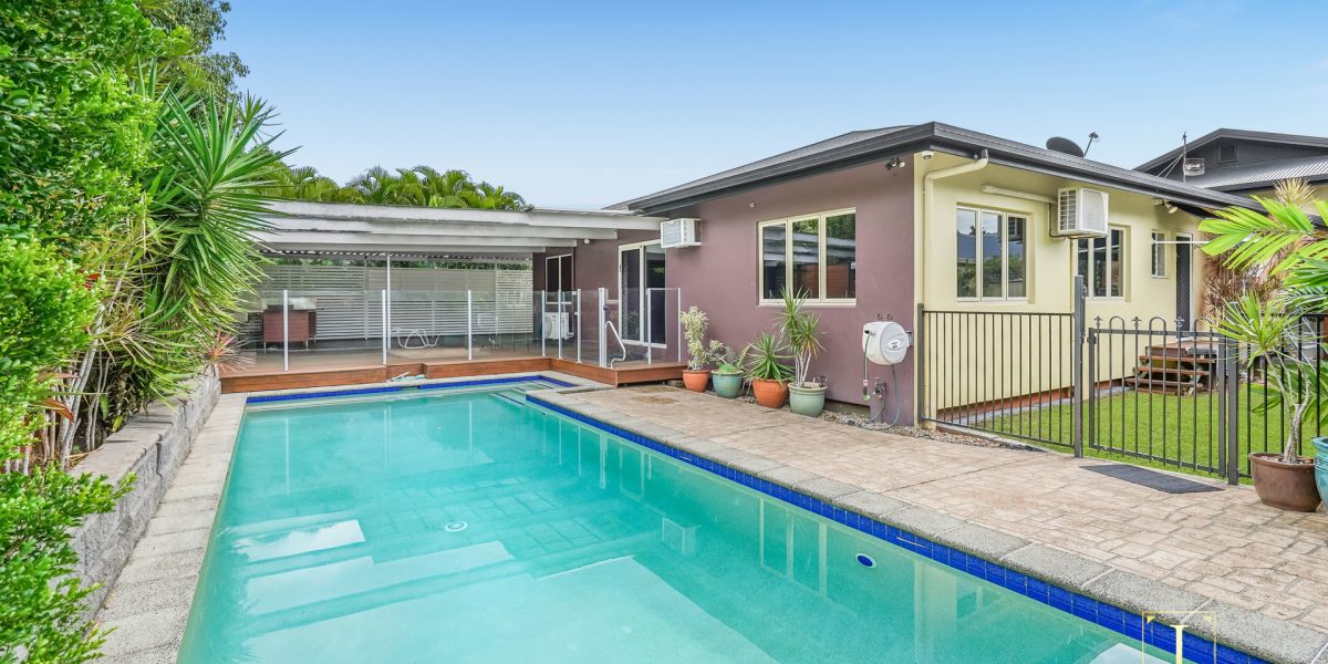25 West Parkridge Drive, Brinsmead, QLD 4870 AUS