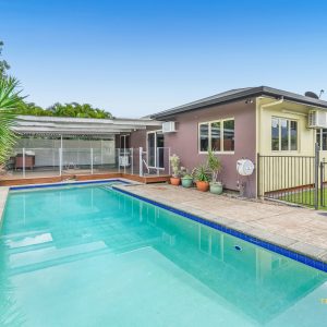 25 West Parkridge Drive, Brinsmead, QLD 4870 AUS