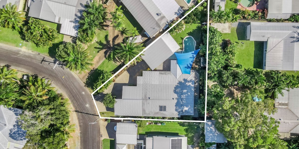 10 Volute Close, Trinity Beach, QLD 4879 AUS