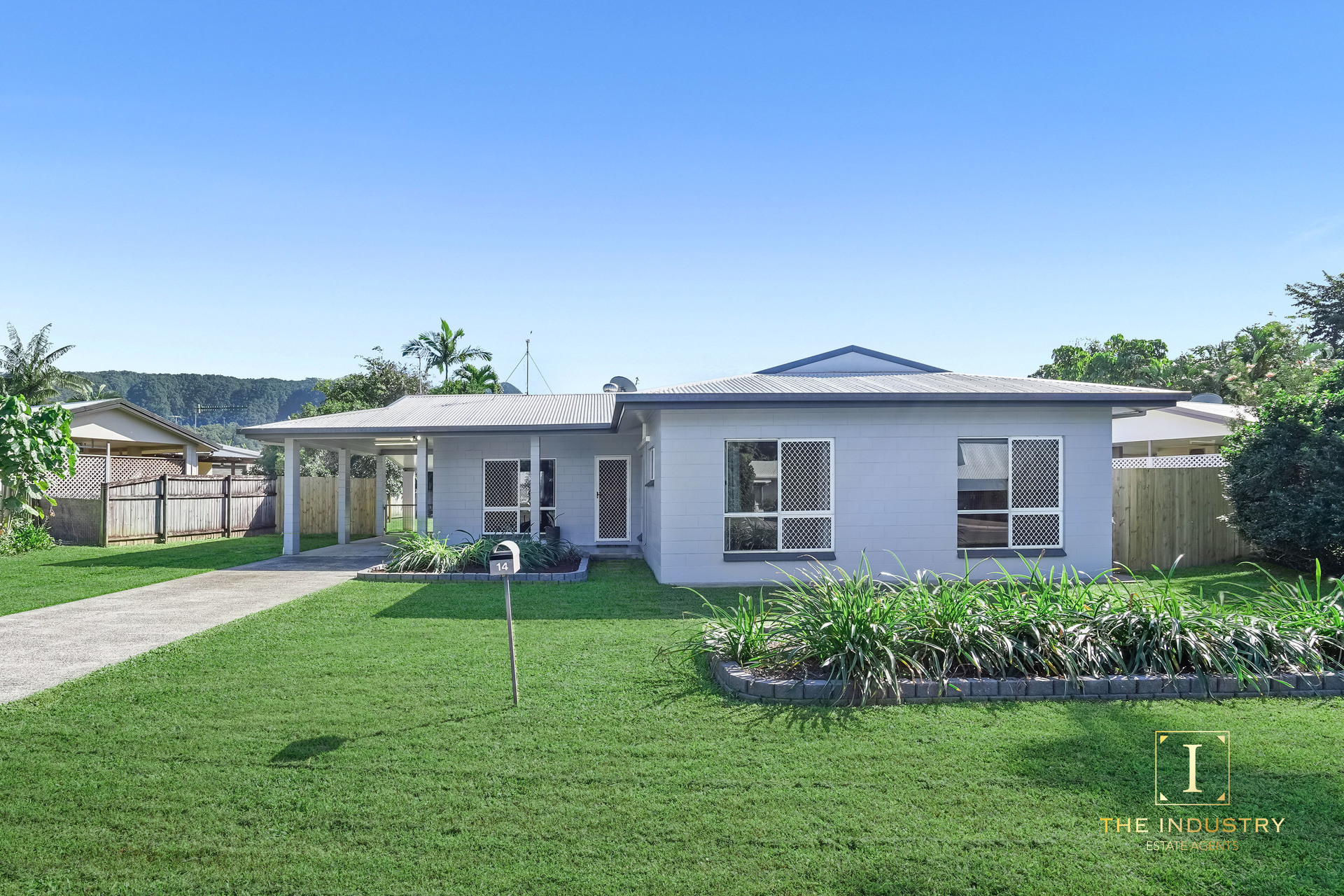 14 Resolution Drive, Bentley Park, QLD 4869 AUS