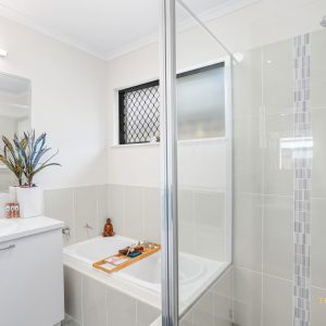 4 Malekula Close, Bentley Park, QLD 4869 AUS
