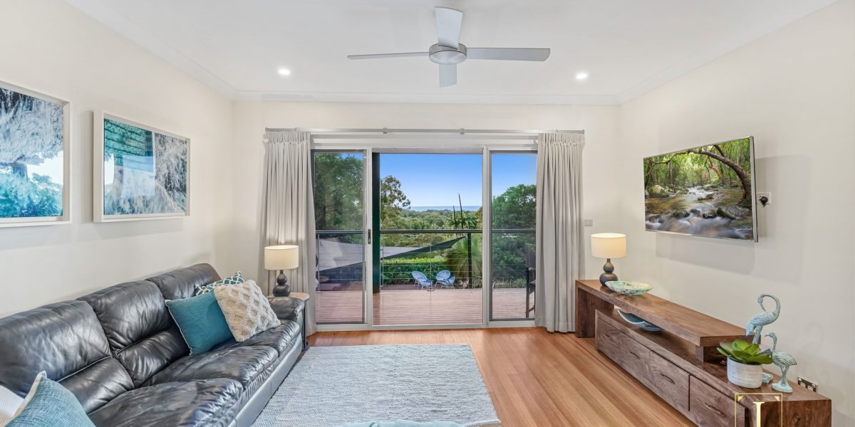 2-4 Sudbury Close, Clifton Beach, QLD 4879 AUS