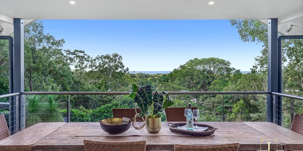 2-4 Sudbury Close, Clifton Beach, QLD 4879 AUS