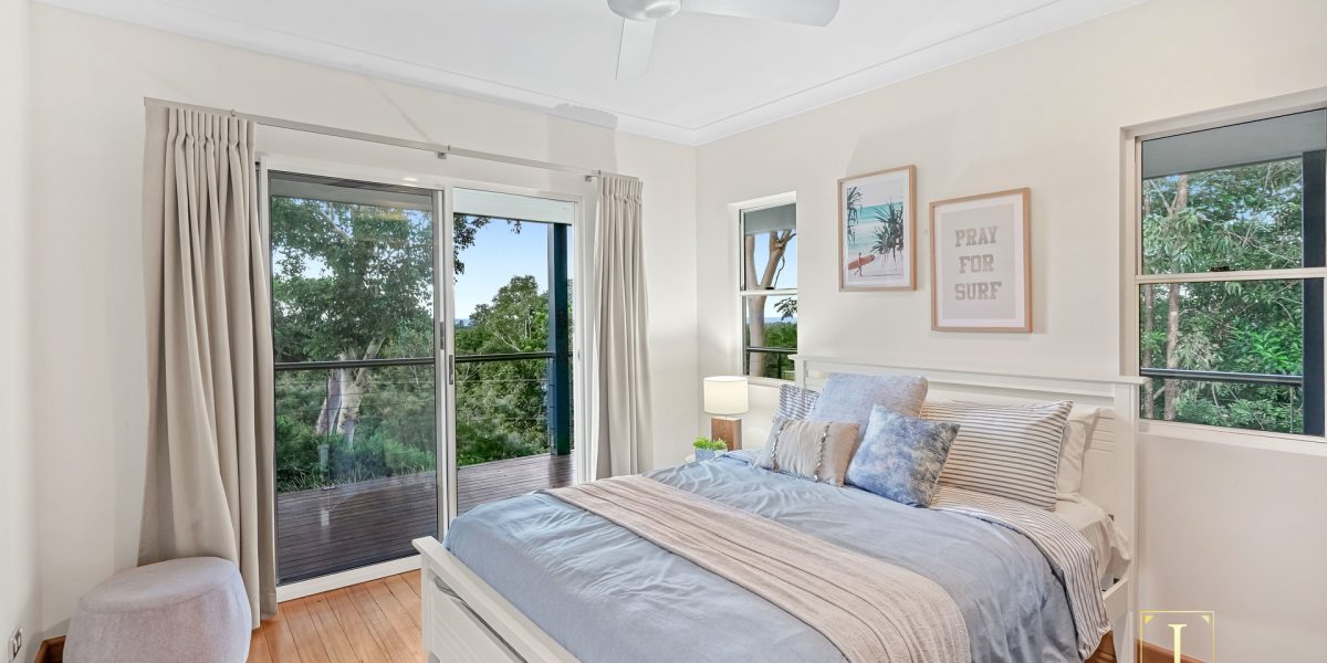 2-4 Sudbury Close, Clifton Beach, QLD 4879 AUS