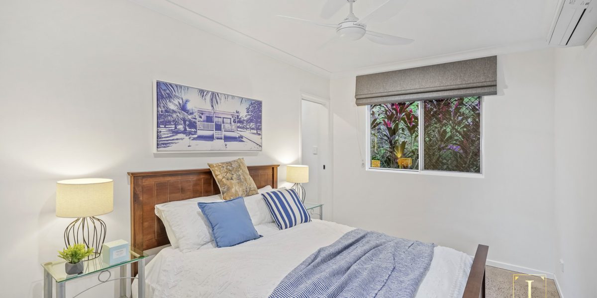 2-4 Sudbury Close, Clifton Beach, QLD 4879 AUS