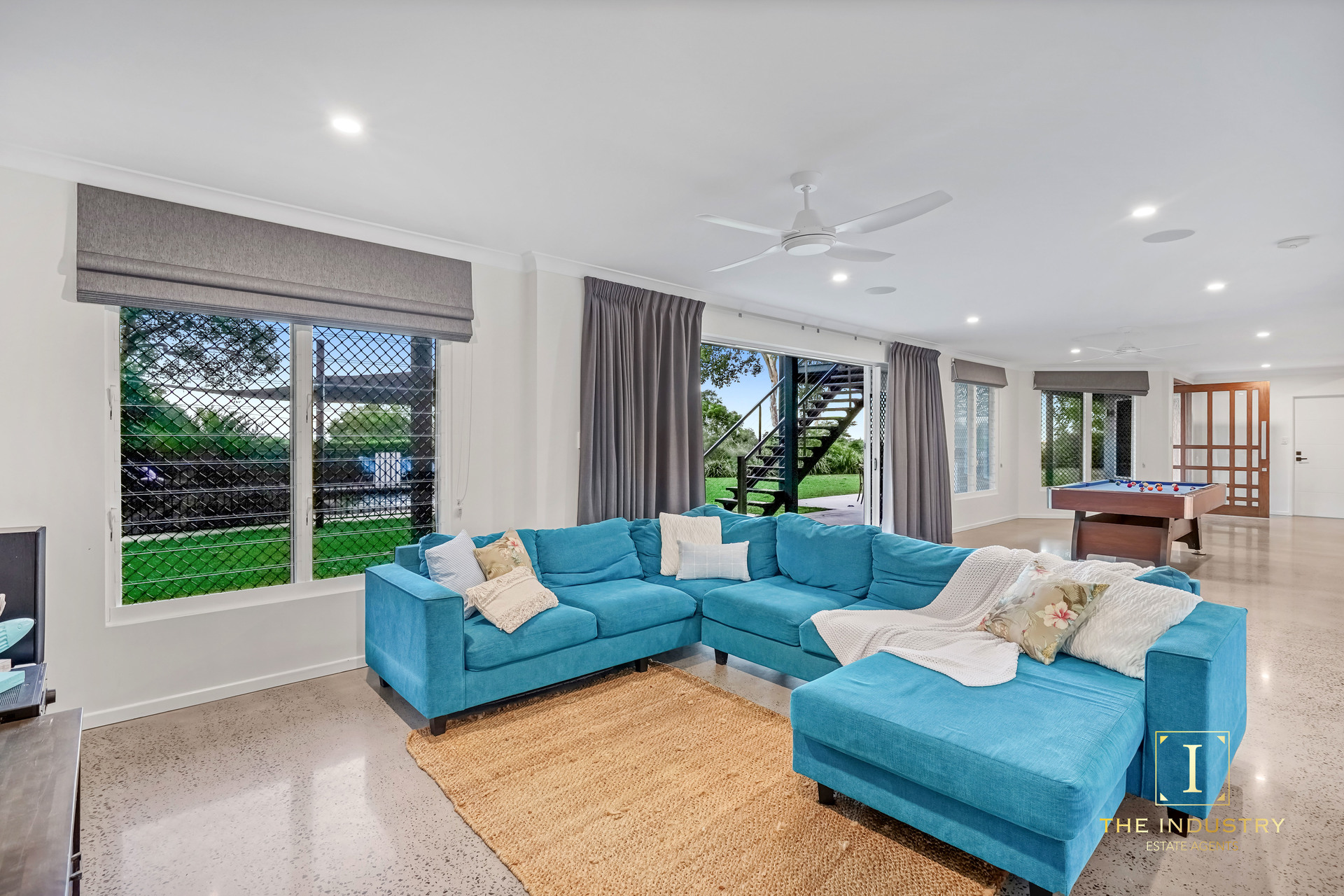 2-4 Sudbury Close, Clifton Beach, QLD 4879 AUS