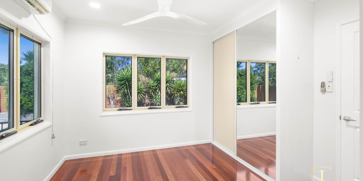 25 West Parkridge Drive, Brinsmead, QLD 4870 AUS