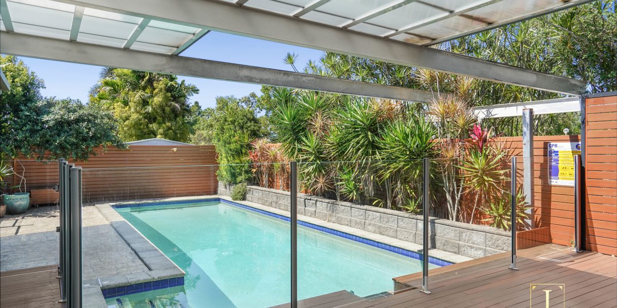 25 West Parkridge Drive, Brinsmead, QLD 4870 AUS