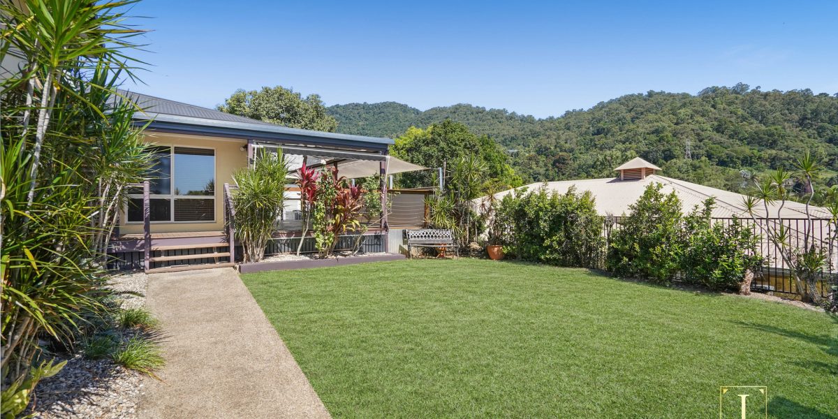 25 West Parkridge Drive, Brinsmead, QLD 4870 AUS