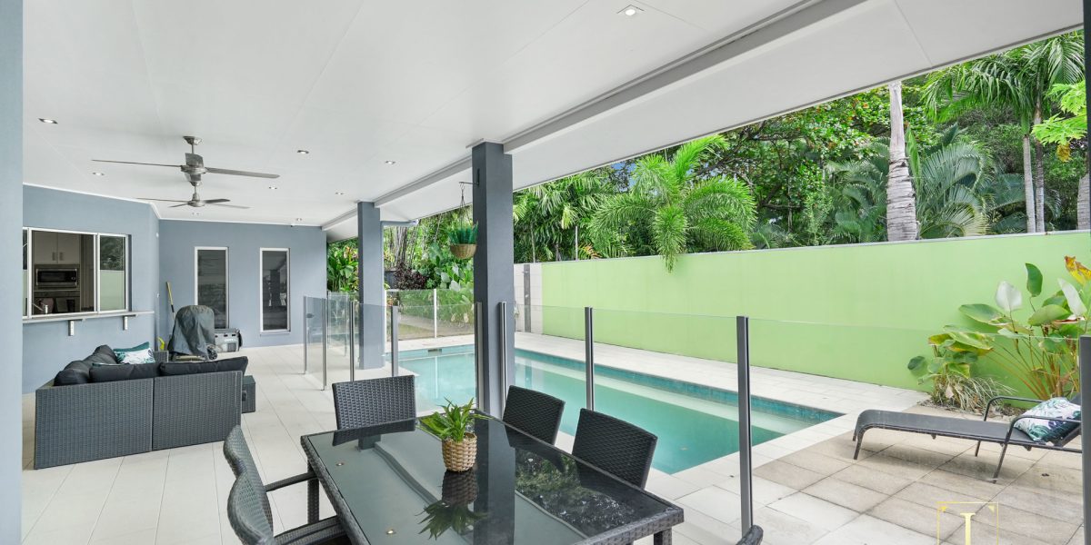 12 Saunders Court, Clifton Beach, QLD 4879 AUS