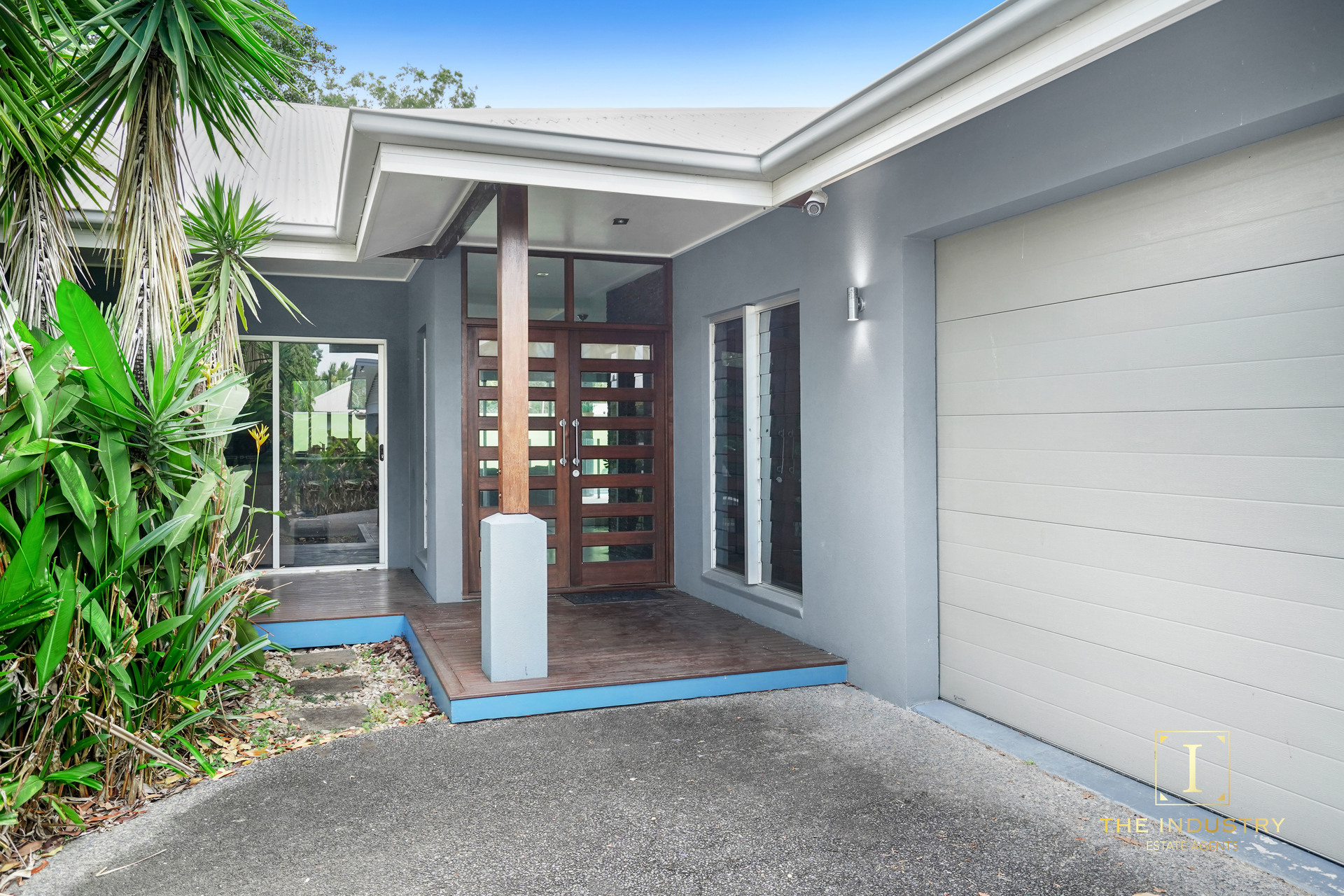 12 Saunders Court, Clifton Beach, QLD 4879 AUS