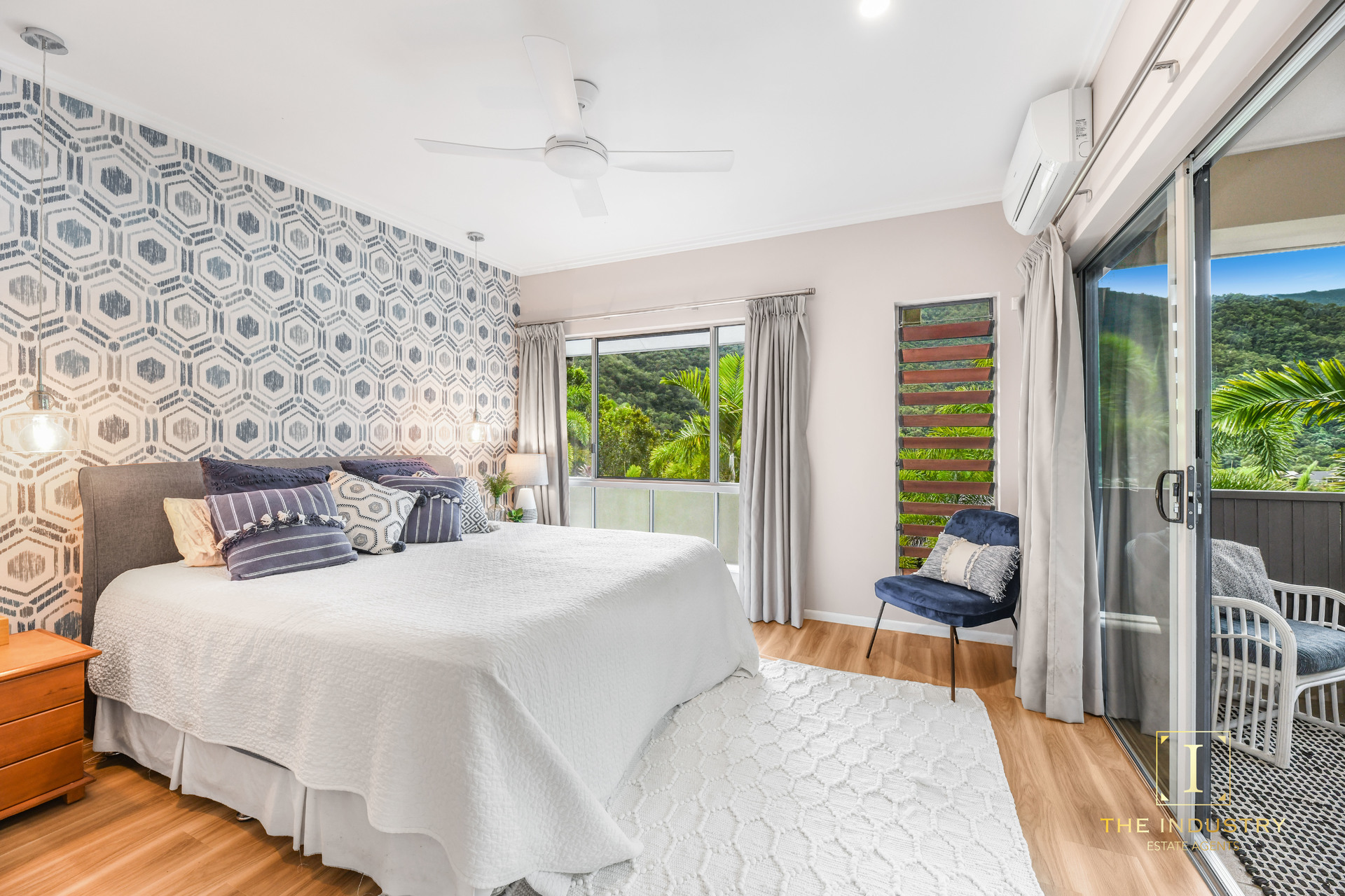 16 Willie Ming Close, Redlynch, QLD 4870 AUS