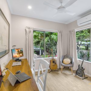 16 Willie Ming Close, Redlynch, QLD 4870 AUS