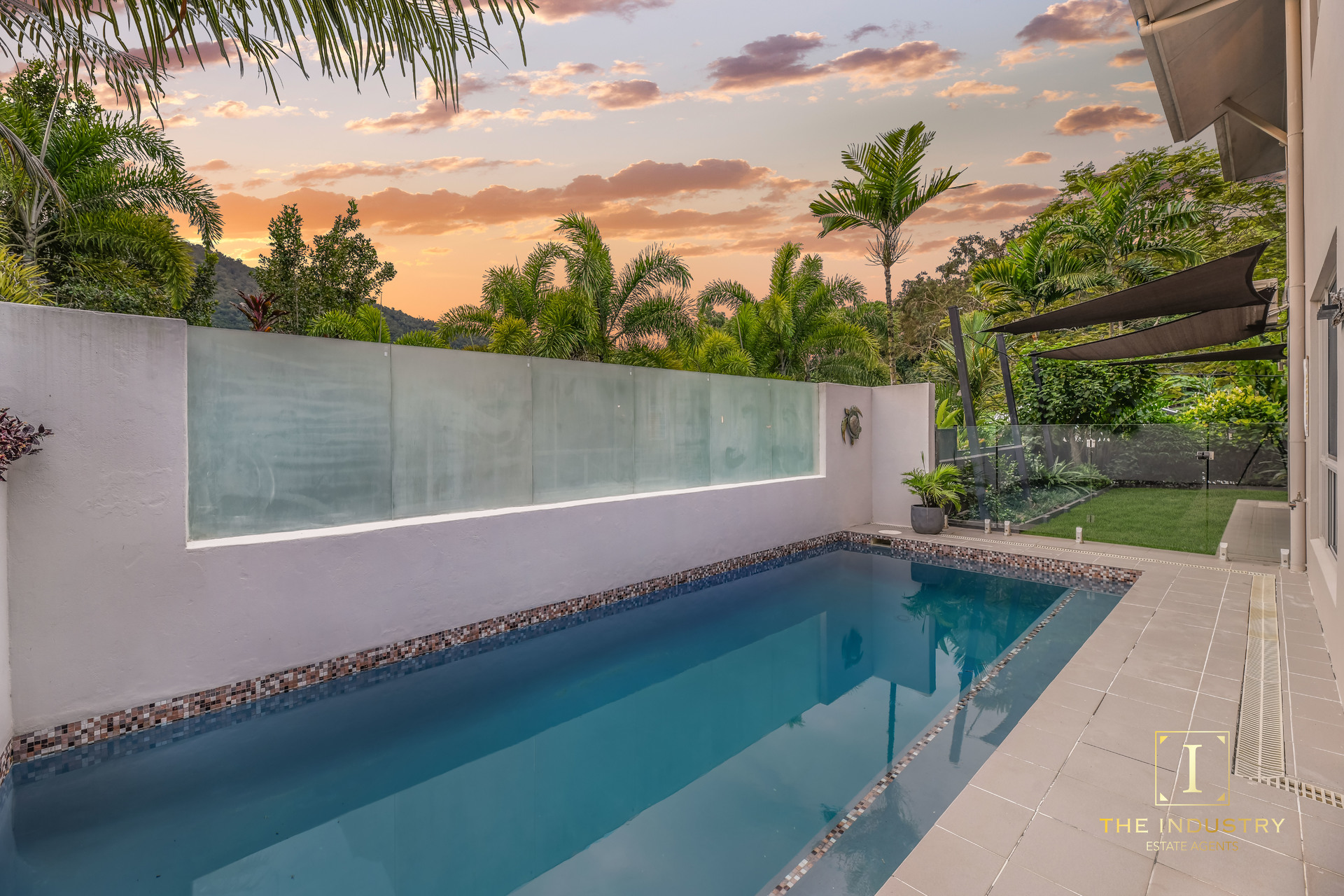 16 Willie Ming Close, Redlynch, QLD 4870 AUS