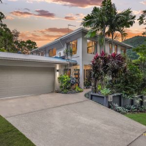 16 Willie Ming Close, Redlynch, QLD 4870 AUS