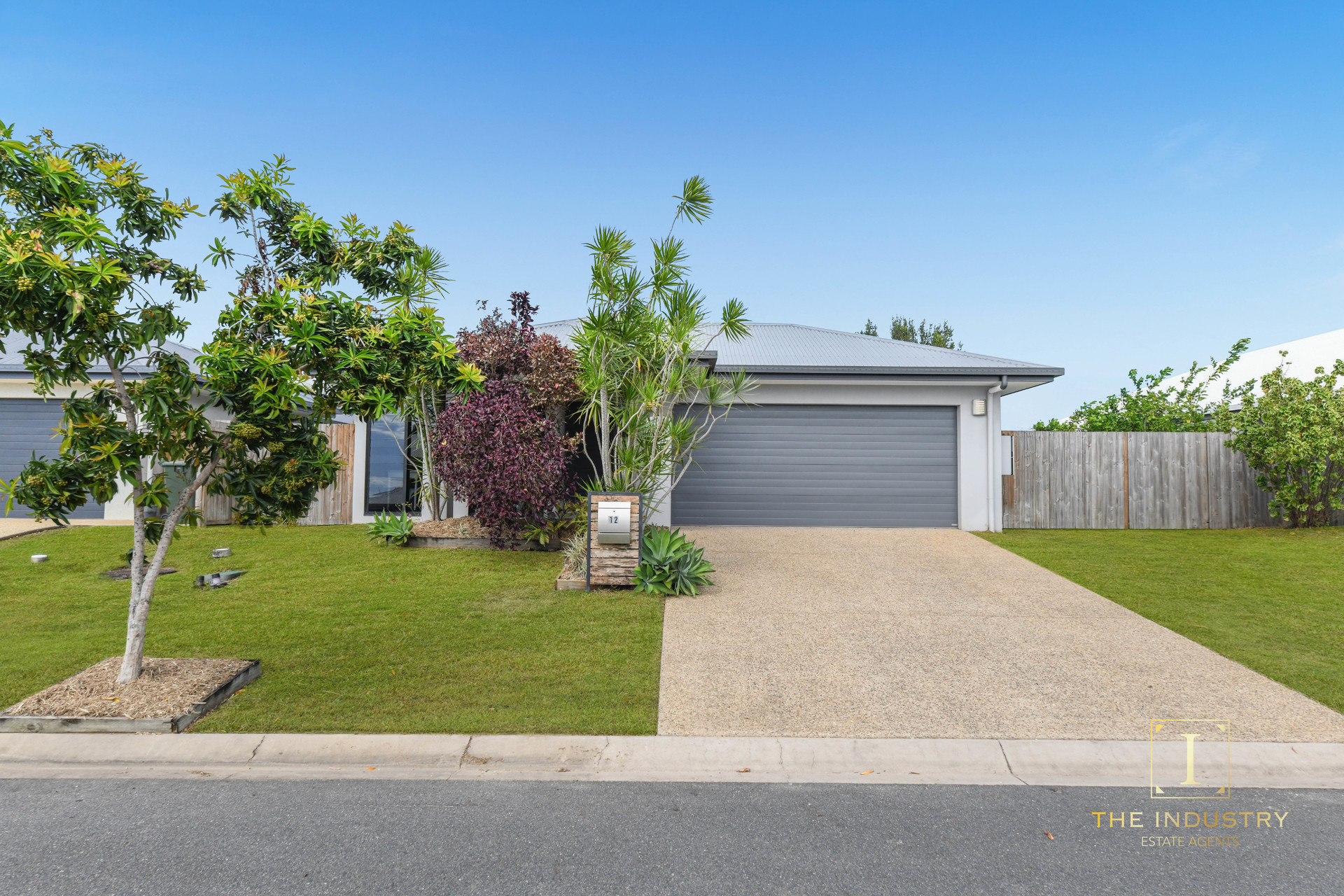 12 Munburra Parade, Smithfield, QLD 4878 AUS