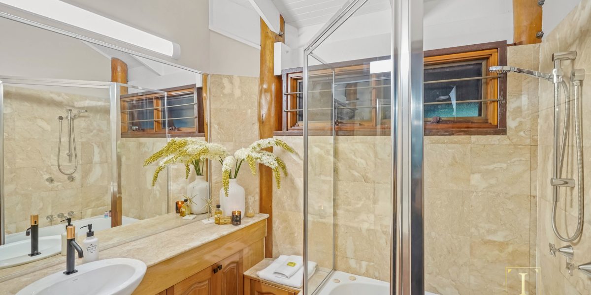 110 Mansfield Street, Earlville, QLD 4870 AUS