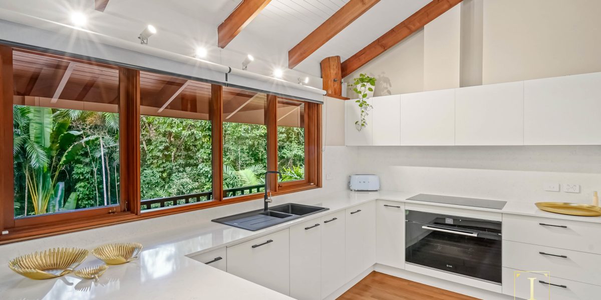 110 Mansfield Street, Earlville, QLD 4870 AUS