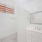 6 Hogan Street, Westcourt, QLD 4870 AUS