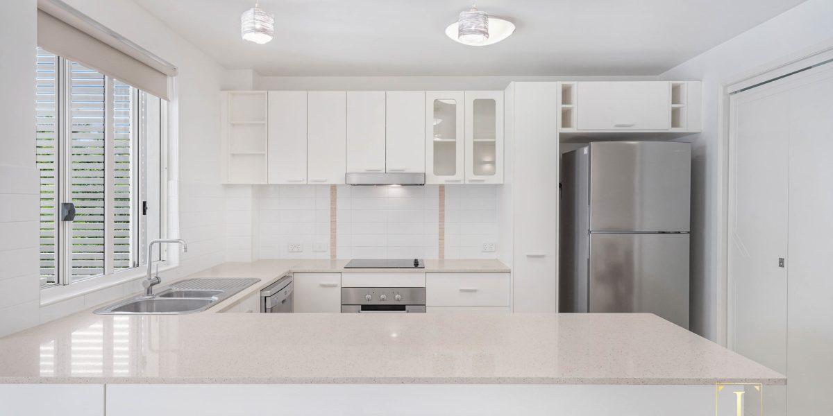 6/75 Moore Street, Trinity Beach, QLD 4879 AUS