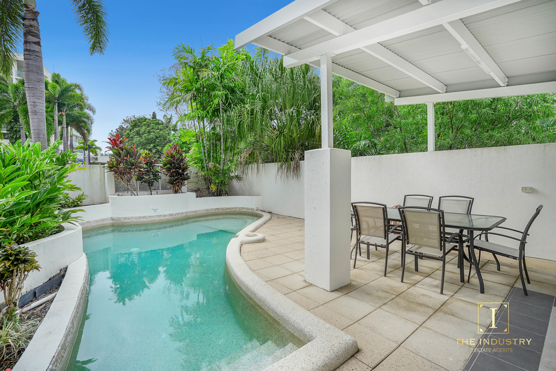 6/75 Moore Street, Trinity Beach, QLD 4879 AUS