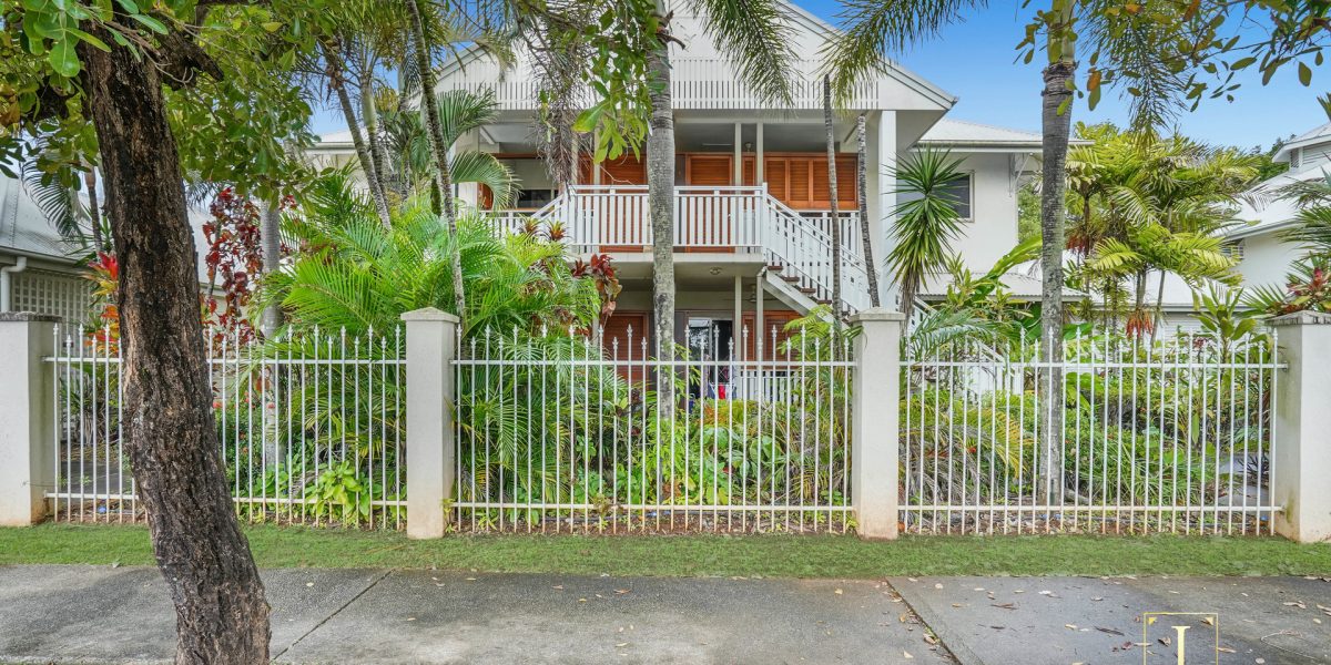 8/5 Lily Street, Cairns North, QLD 4870 AUS