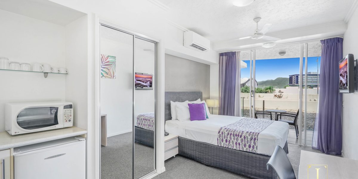 203/6 Lake Street, Cairns City, QLD 4870 AUS
