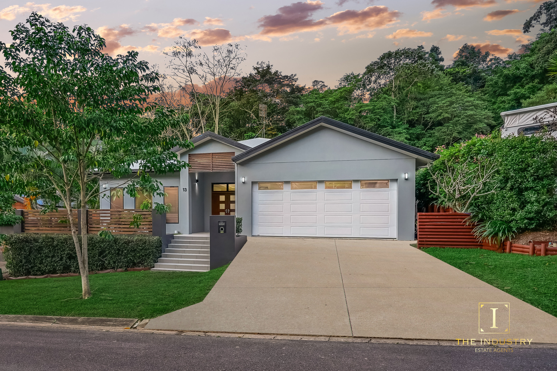 13 Willie Ming Close, Redlynch, QLD 4870 AUS