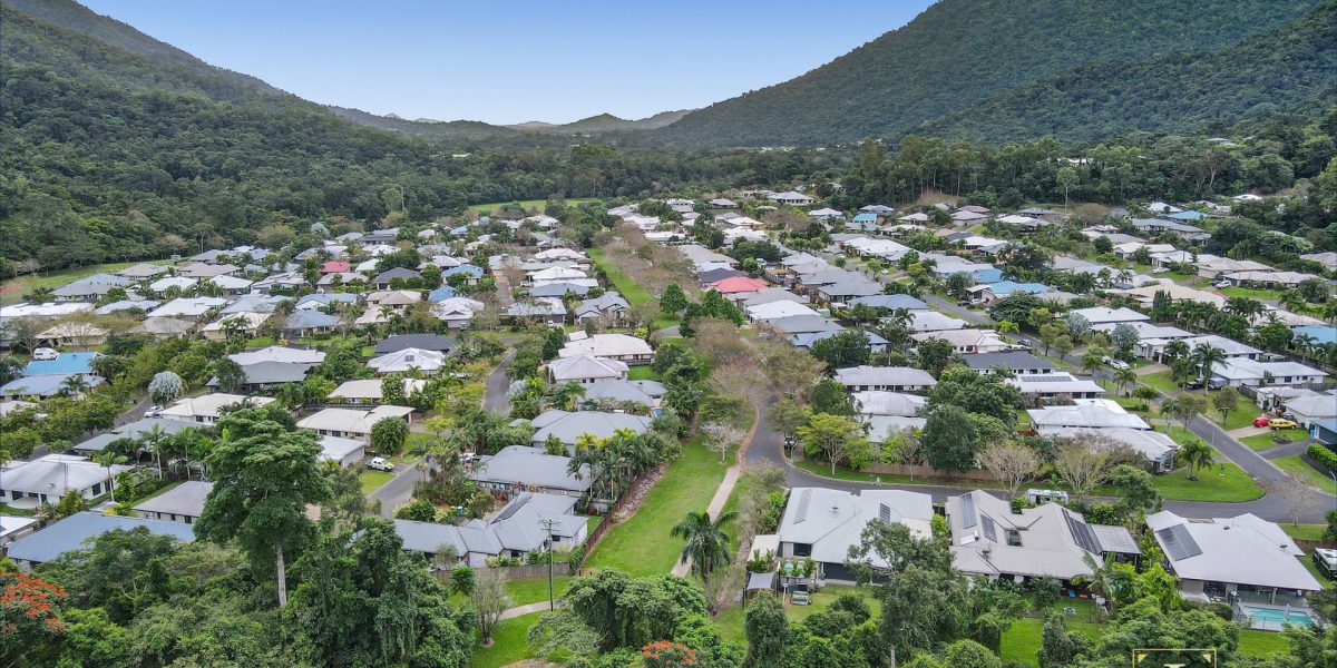 13 Willie Ming Close, Redlynch, QLD 4870 AUS