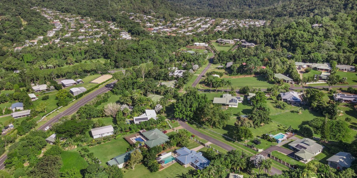 13 Willie Ming Close, Redlynch, QLD 4870 AUS