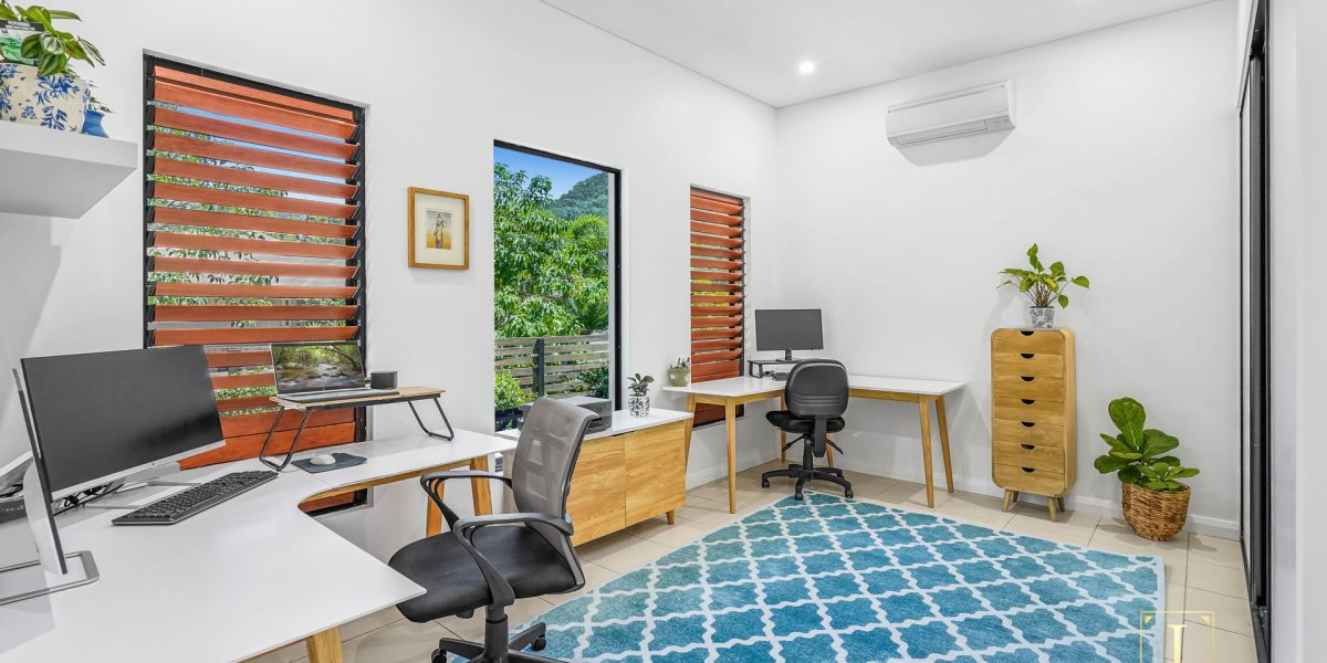 13 Willie Ming Close, Redlynch, QLD 4870 AUS