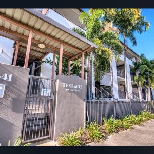 2/97-99 Martyn Street, Parramatta Park, QLD 4870 AUS