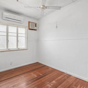 82 Hoare Street, Manunda, QLD 4870 AUS