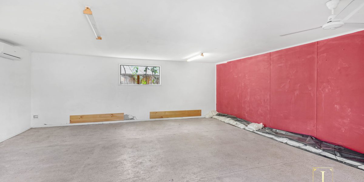 82 Hoare Street, Manunda, QLD 4870 AUS