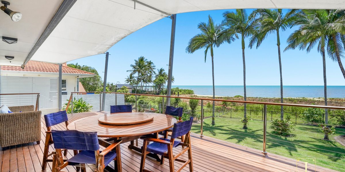 16 Coconut Street, Holloways Beach, QLD 4878 AUS