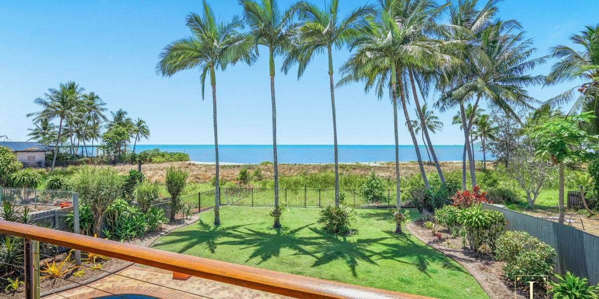 16 Coconut Street, Holloways Beach, QLD 4878 AUS