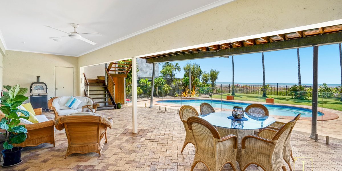 16 Coconut Street, Holloways Beach, QLD 4878 AUS