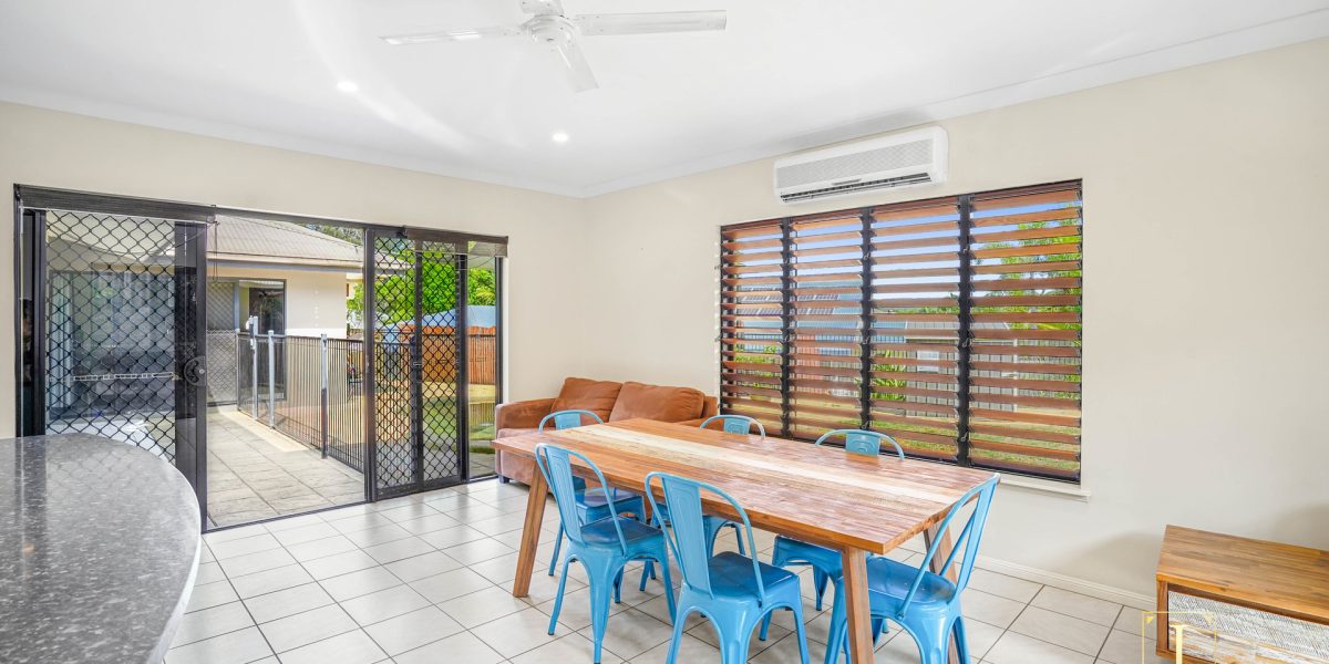 11 Orana Street, Caravonica, QLD 4878 AUS