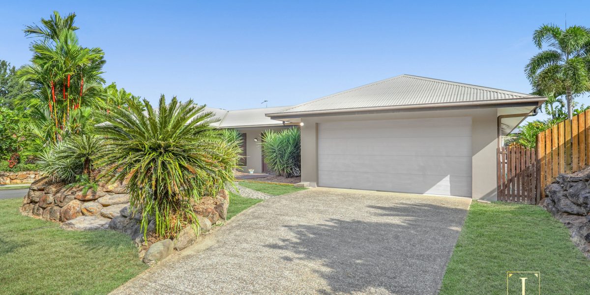 11 Orana Street, Caravonica, QLD 4878 AUS