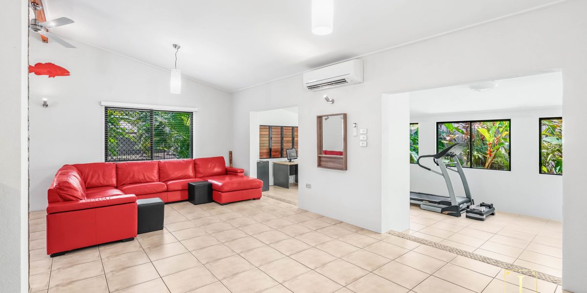 3 Corinda Close, Trinity Beach, QLD 4879 AUS