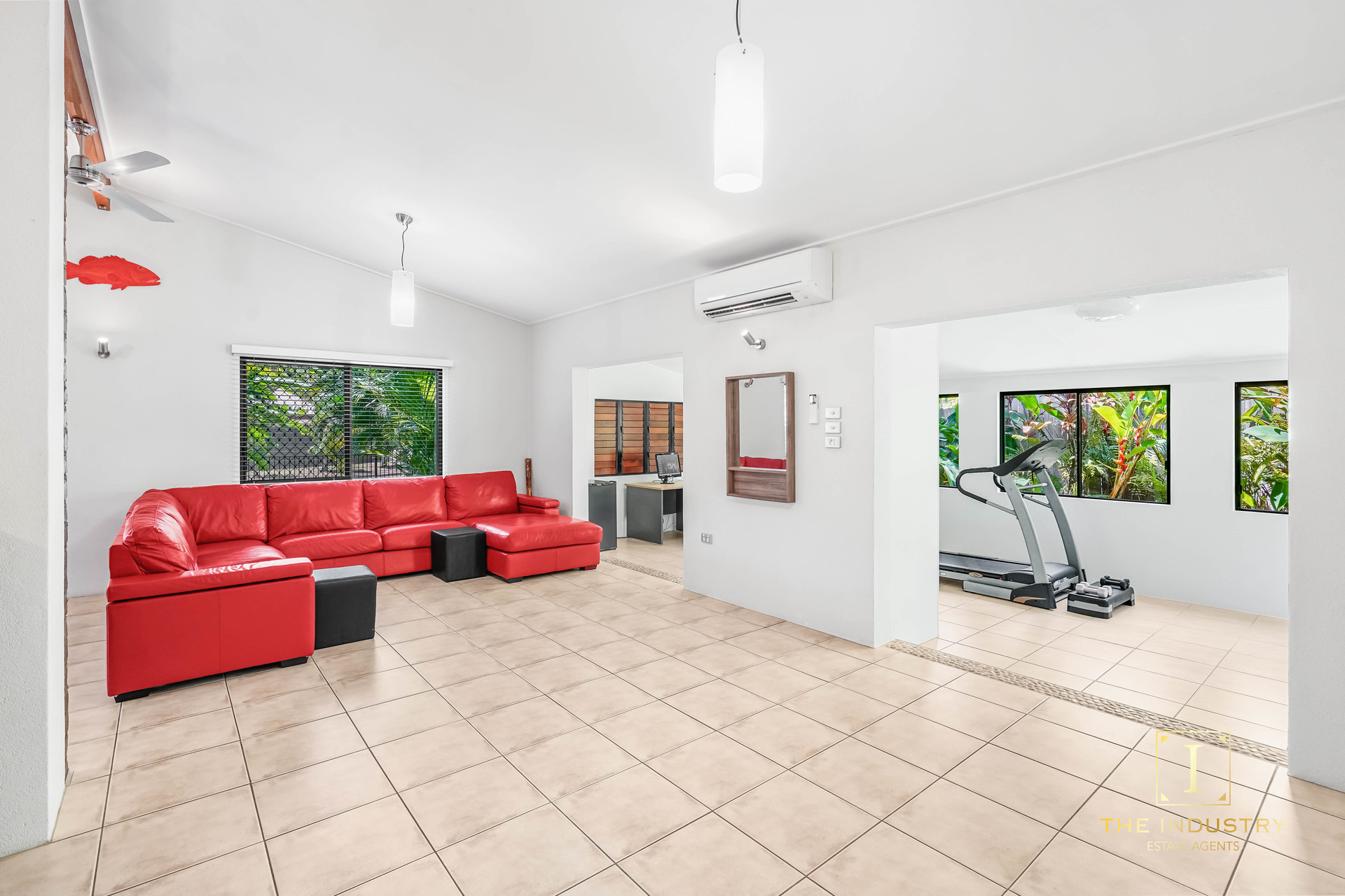 3 Corinda Close, Trinity Beach, QLD 4879 AUS