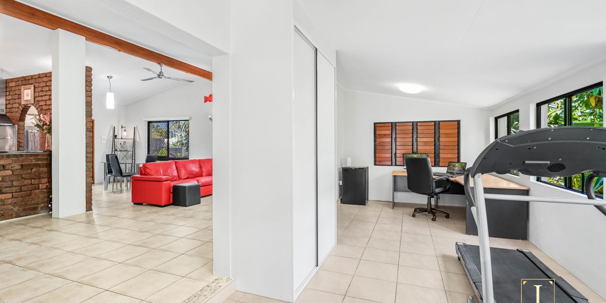 3 Corinda Close, Trinity Beach, QLD 4879 AUS