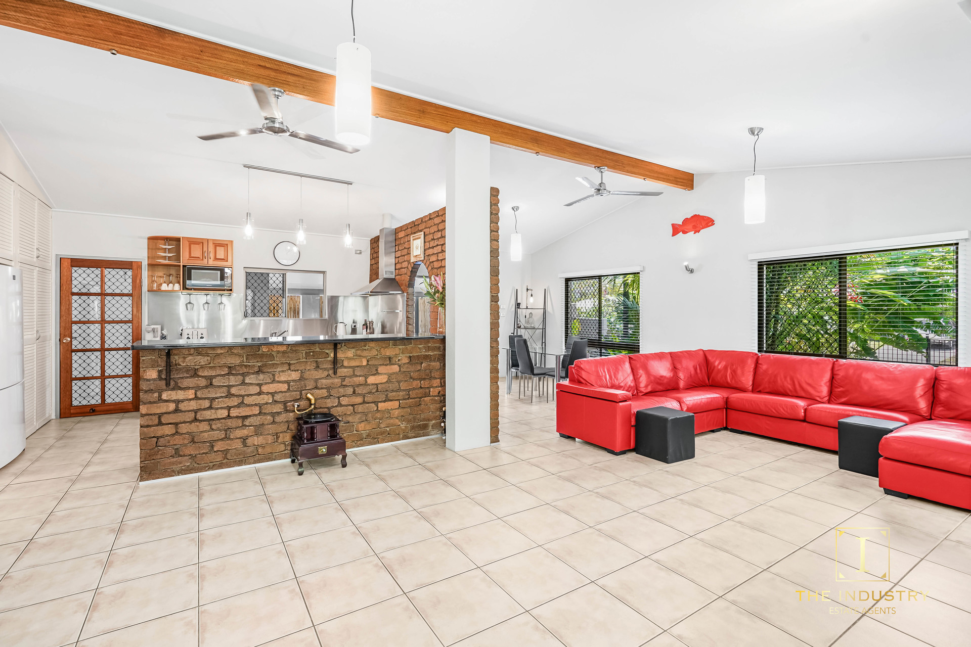 3 Corinda Close, Trinity Beach, QLD 4879 AUS