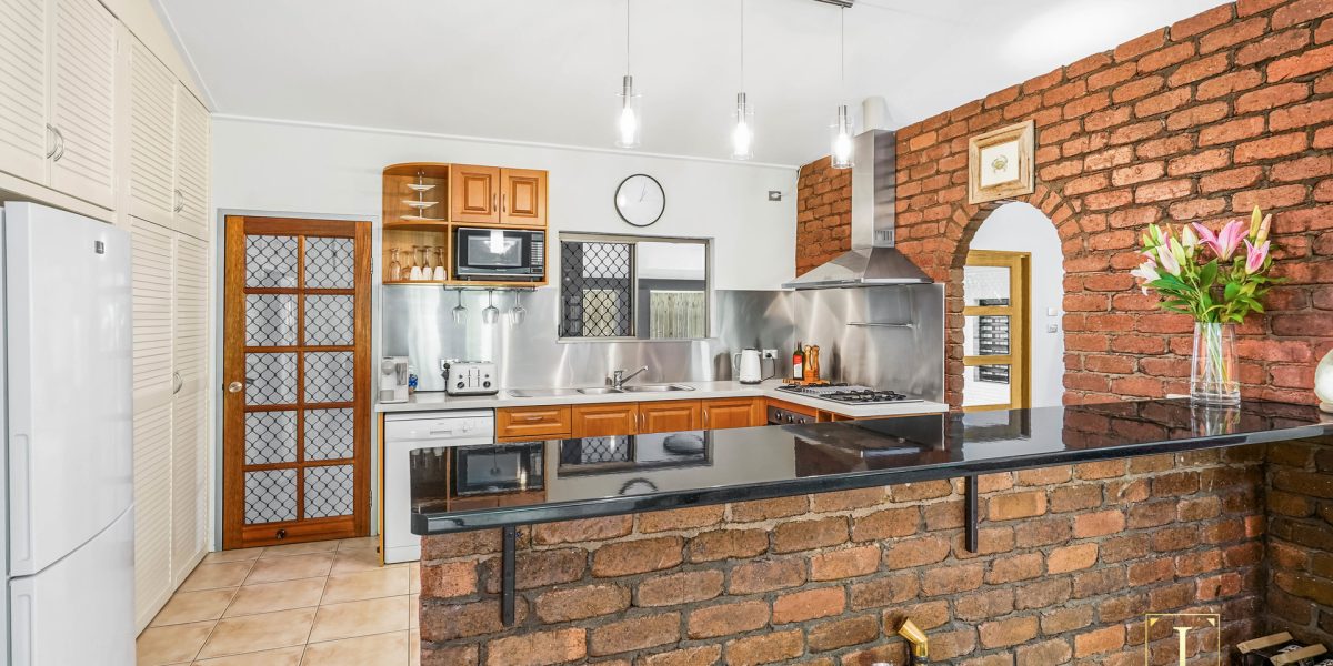 3 Corinda Close, Trinity Beach, QLD 4879 AUS