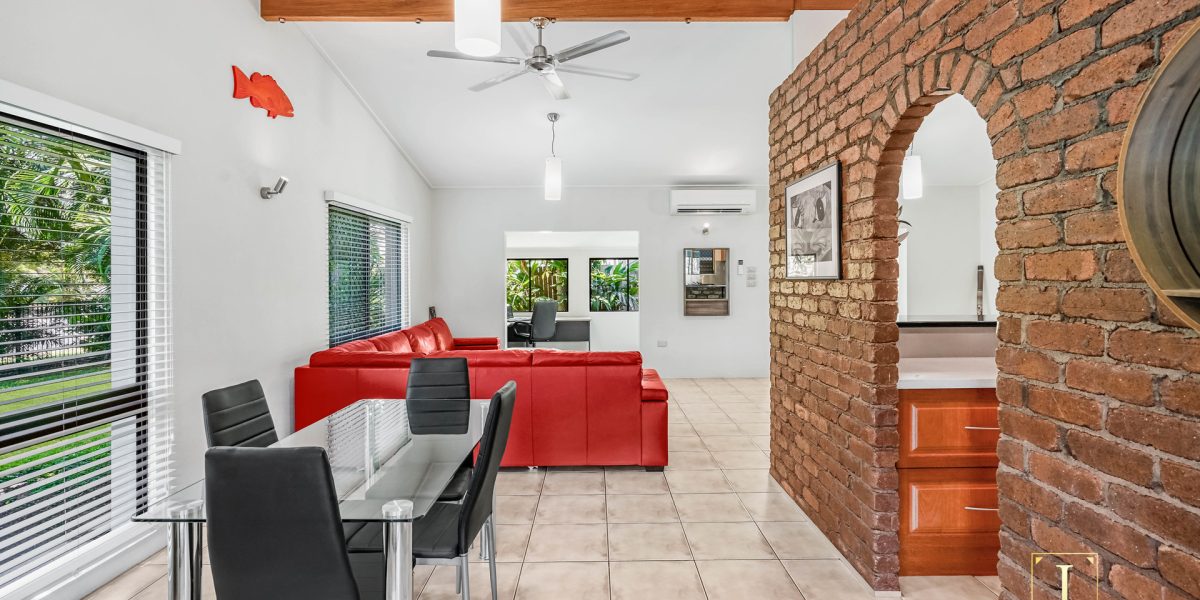 3 Corinda Close, Trinity Beach, QLD 4879 AUS