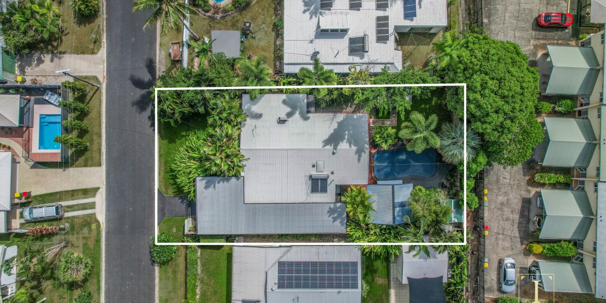 3 Corinda Close, Trinity Beach, QLD 4879 AUS